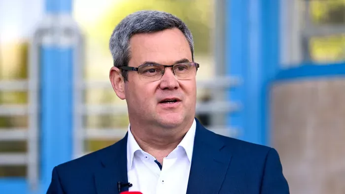 Takács Péter leleplezte a tiszás álhíreket