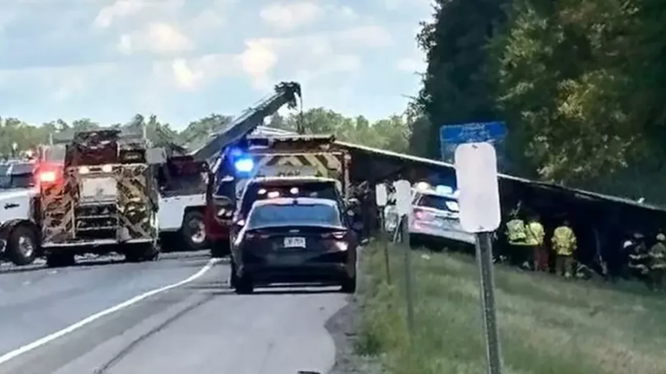 Ebben a percben kaptuk a tragikus hírt: súlyos buszbaleset történt, többen meghaltak, köztük egy gyermek is – az utasok a roncsok közé szorultak