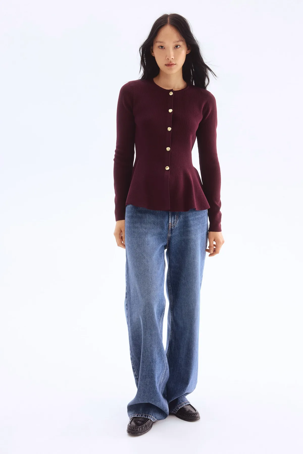 Peplumos kardigán, H&M; Ára: 12.795 Ft
