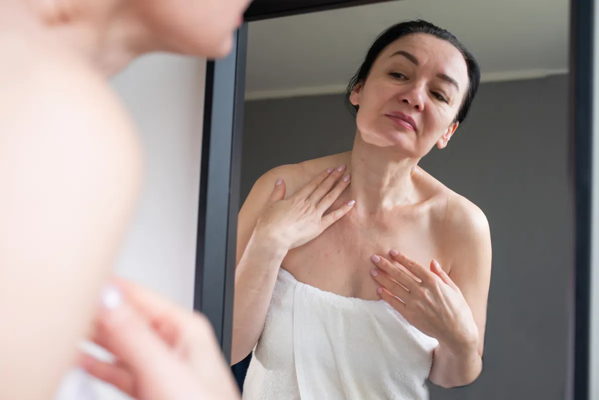 menopauza, bőr, bőrápolás, idősödő nő