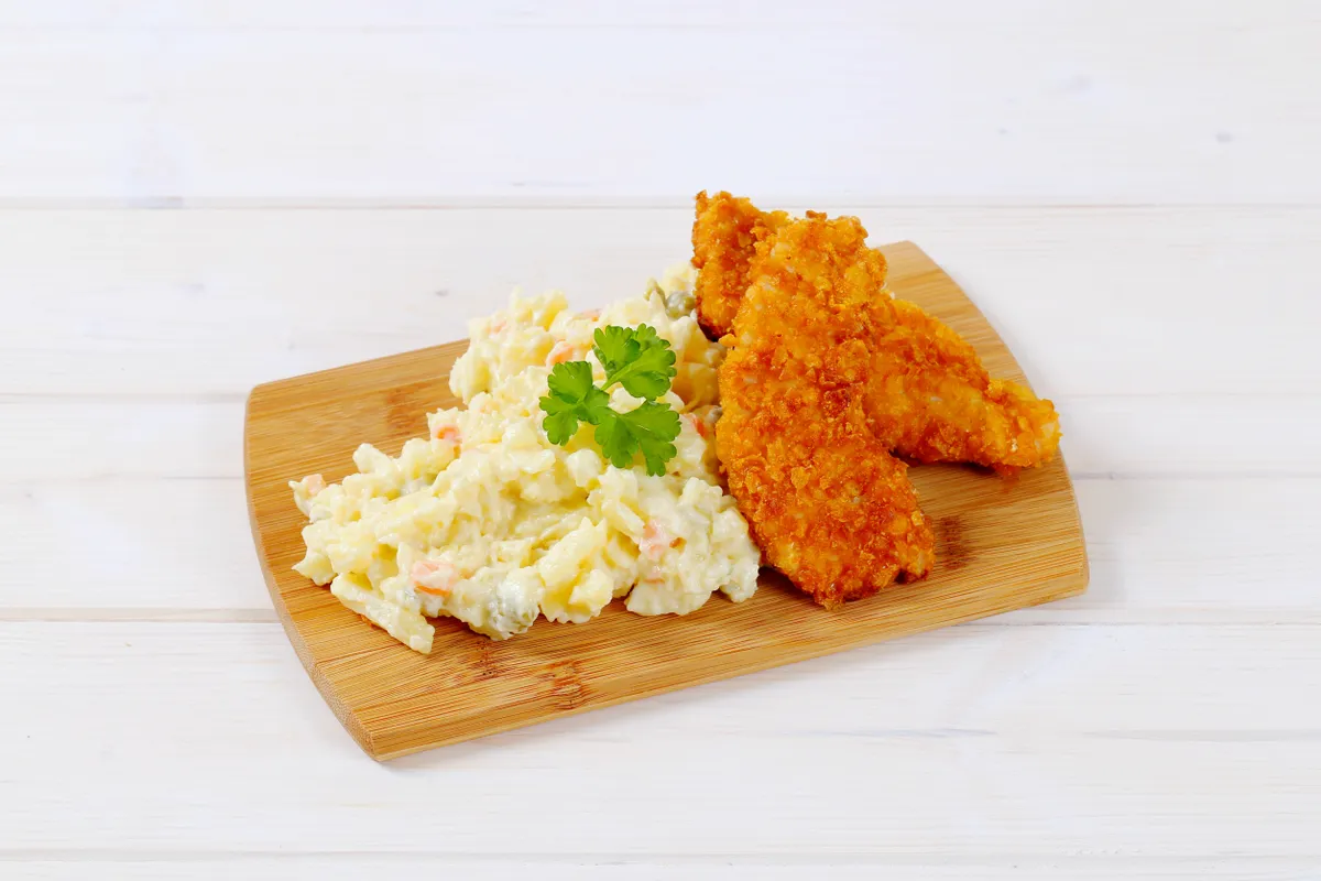 főtt kukorica, kukorica pehely, majonézes burgonyasaláta, recept, csirekfalatok, 