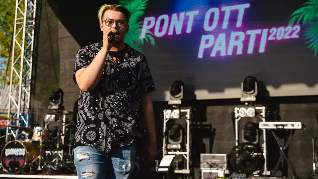 Mi történik az X-Faktor sztárjával? Egy TikTok-live után aggódni kezdtek a rajongók