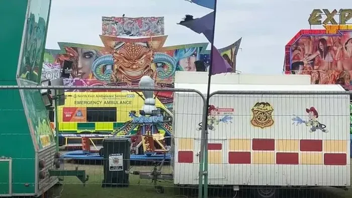 Meghalt egy fiatal férfi a vidámparkban