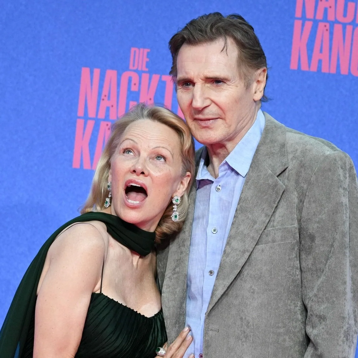 Pamela Anderson bevallotta: szerelmes Liam Neeson-be