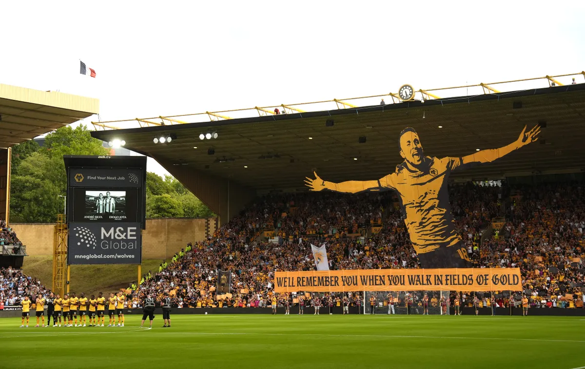 Wolverhampton Wanderers v Manchester City - Premier League - Molineux Stadium
