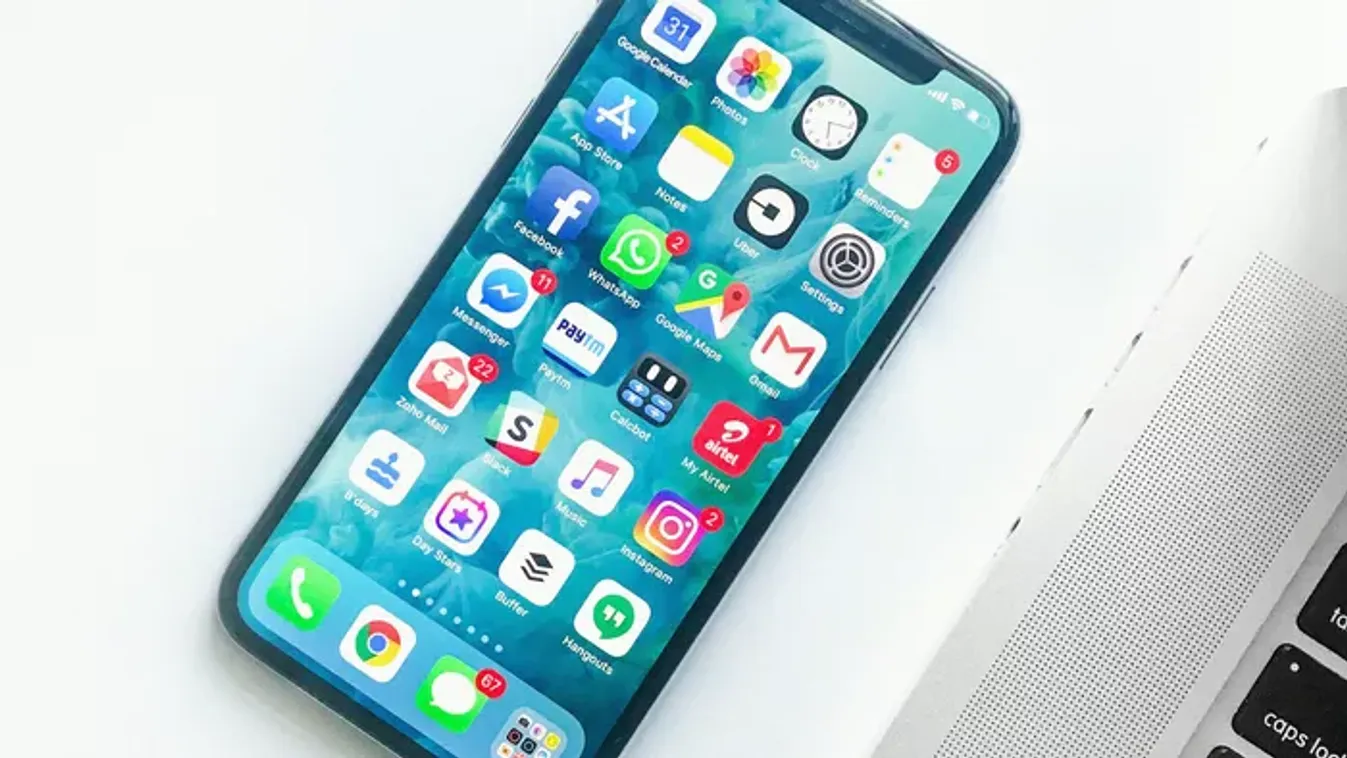 Kipróbálta a veszélyes Tiktok-trendet az anyuka: vérfagyasztó baleset lett a vége