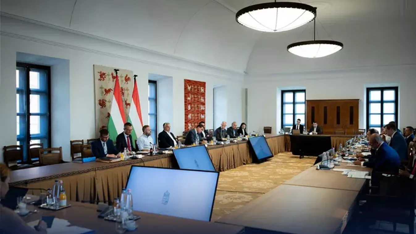 Orbán Viktor: A Trump elnök által kezdeményezett tárgyalási folyamatot folytatni kell