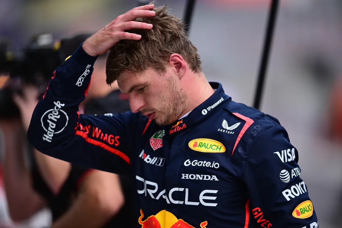 Max Verstappen nem akarja, hogy a kislányát F1-futamra hozza a párja