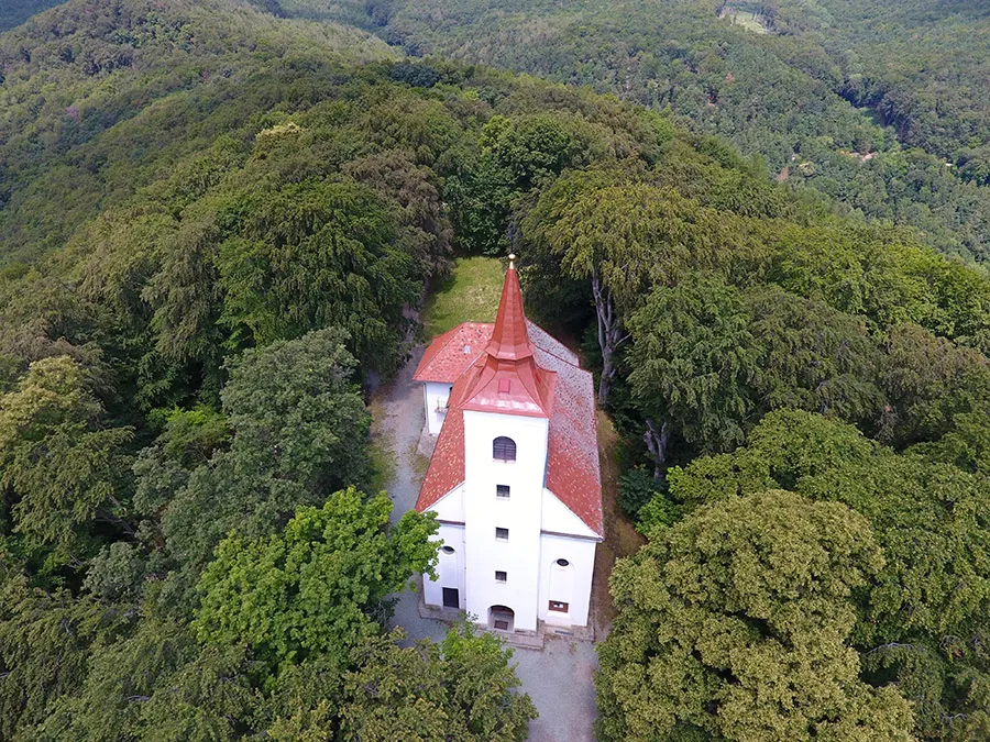 Velem, Szent Vid-kápolna, Kőszegi-hegység