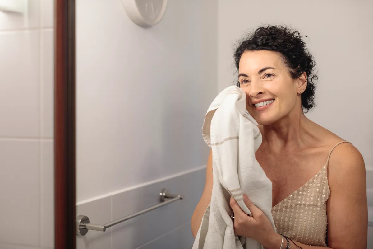 menopauza, középkorú nő, bőrápolás