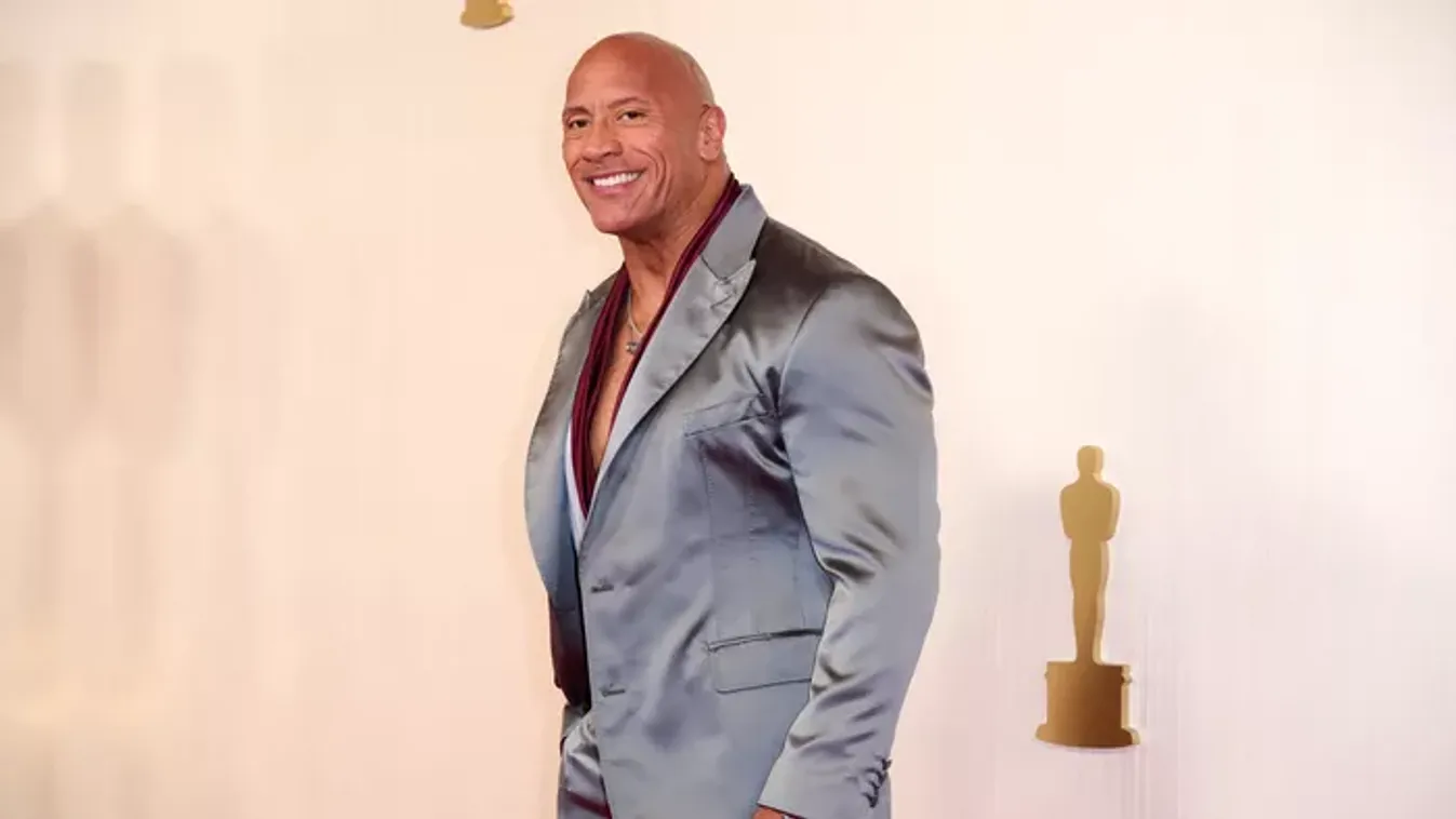 "Nagyon féltem a látványomtól" – Mi történik itt? Felismerhetetlenre torzult Dwayne Johnson – Fotók