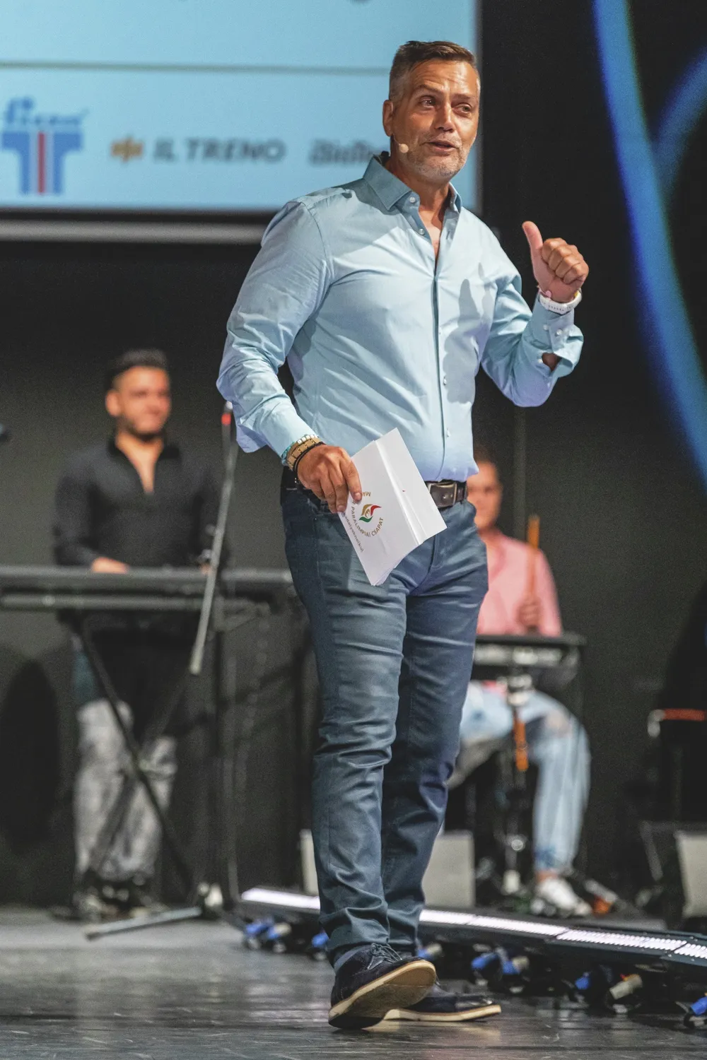 Harsányi Levente