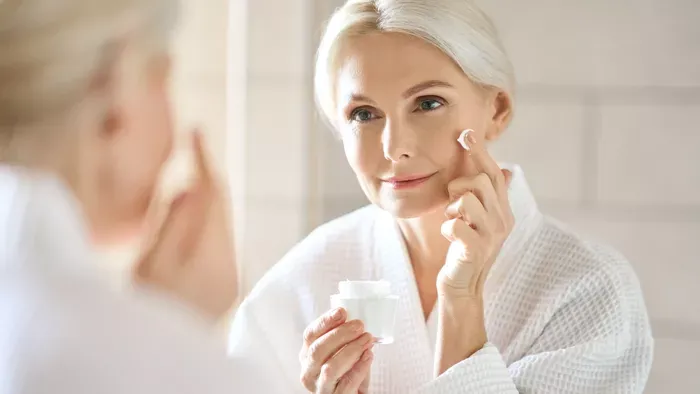  A retinol természetes alternatívája: mit tud a bakuchiol?