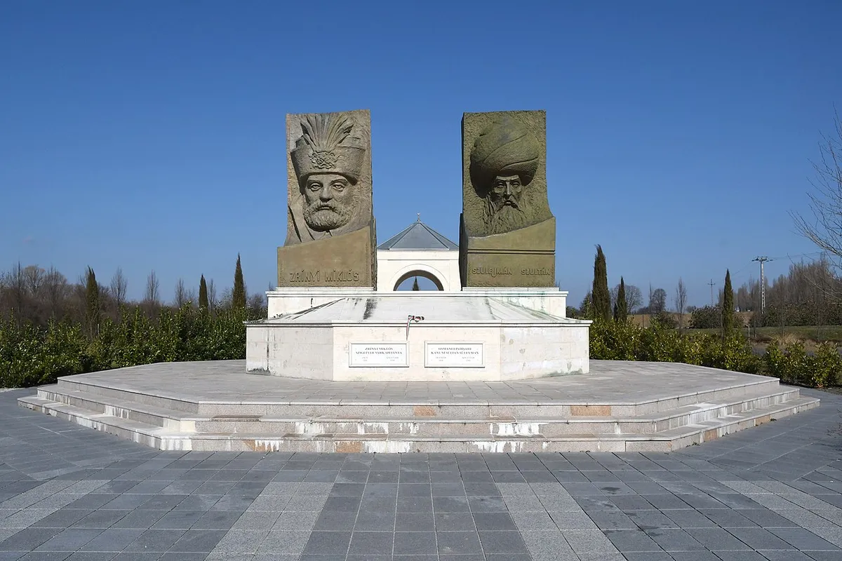 török kori műemlékek, Magyar–Török Barátság Park, Szigetvár