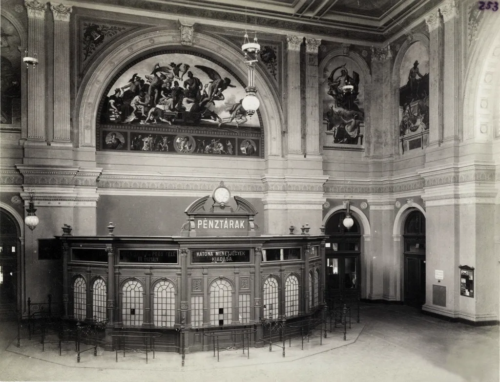 A Keleti pályaudvar jegypénztára, a későbbi Lotz-terem, 1884.