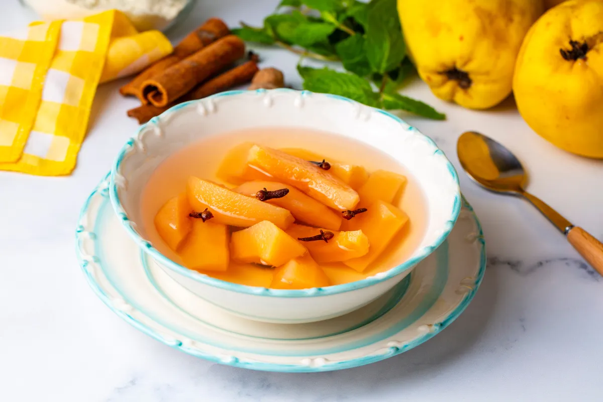 birsalma recept, birsalma, birsalmakompót, tányér