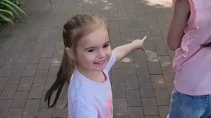 Demenciában haldoklik egy 3 éves kislány