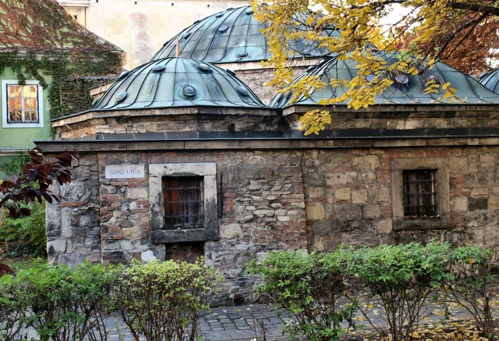 Király fürdő, Budapest, oszmán építészet