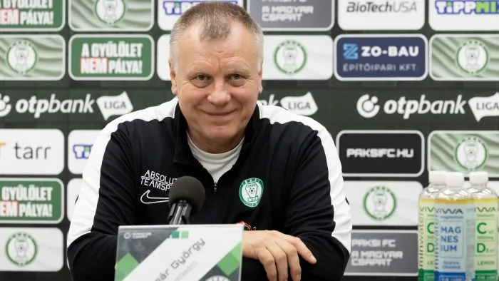 Bognár György menesztését kérik a paksi szurkolók