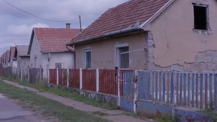 Magányosan éhezett két kisgyerek a kislétai házban
