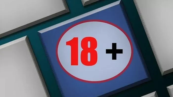 Szinte semmit sem takart a tetovált szépség fehérneműje