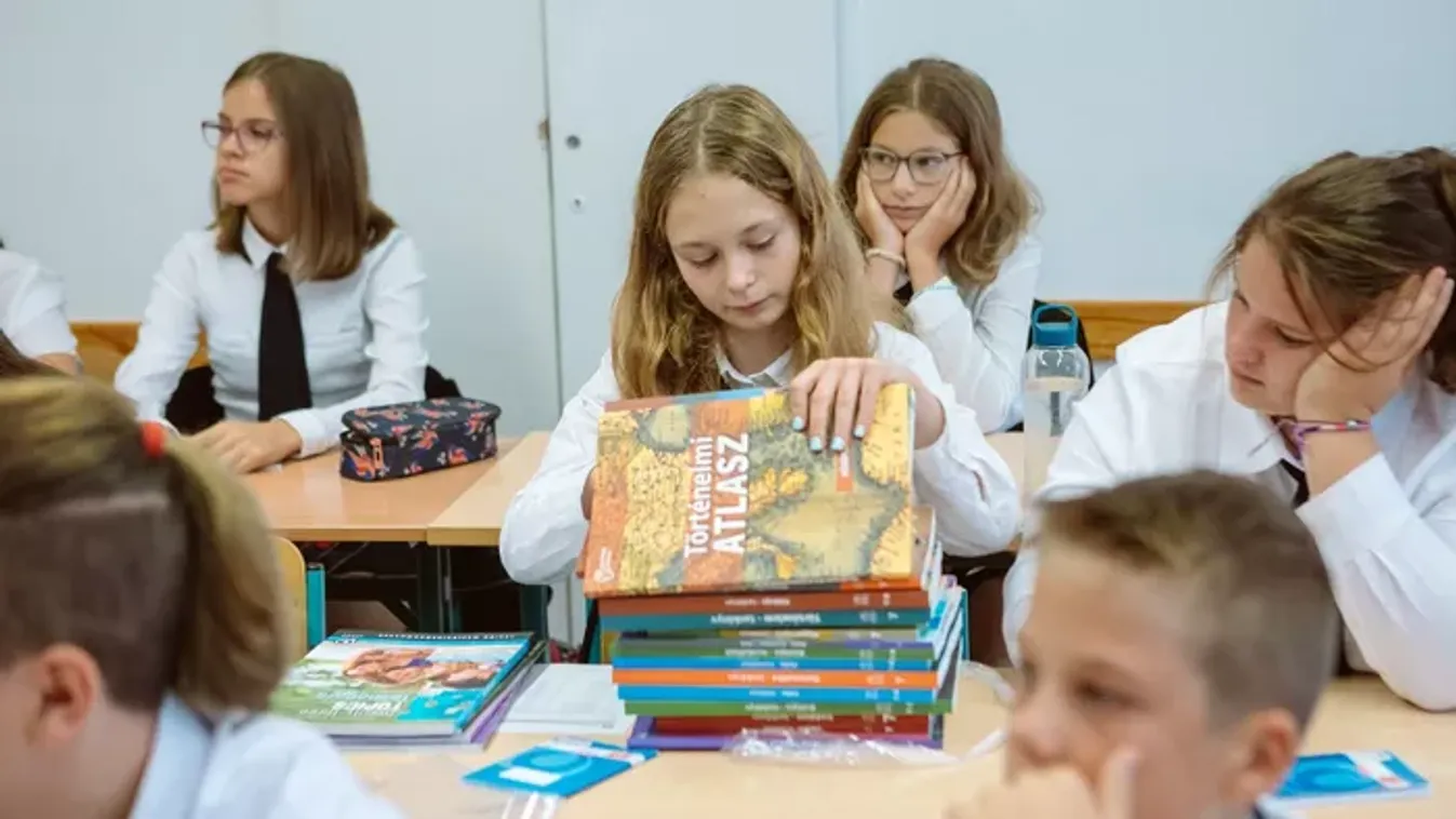 Iskolakezdés pánik nélkül? Szakpszichológus árulja el, hogy segíthetsz a gyermekednek a szorongás leküzdésében