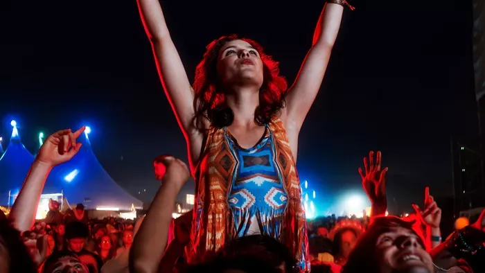 Ezek a ruhák lesznek a legmenőbbek az idei Szigeten: a magyar sztárcsajok szettjeitől elolvadunk