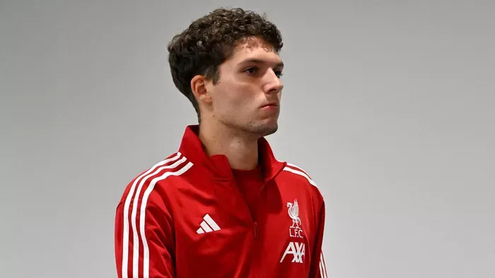 Pécsi Ármin a pályán, Szoboszlai nélkül gálázott a Liverpool