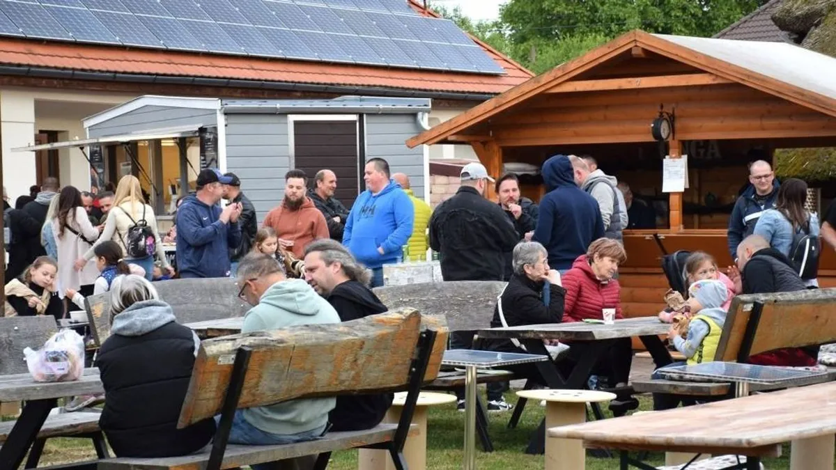 A felvételen a májusi ongai termelői vásár látható. Nem csak az augusztus 20-ai ünnepség marad el, az ehhez hasonló eseményeket sem tartják meg a járványveszély miatt 
