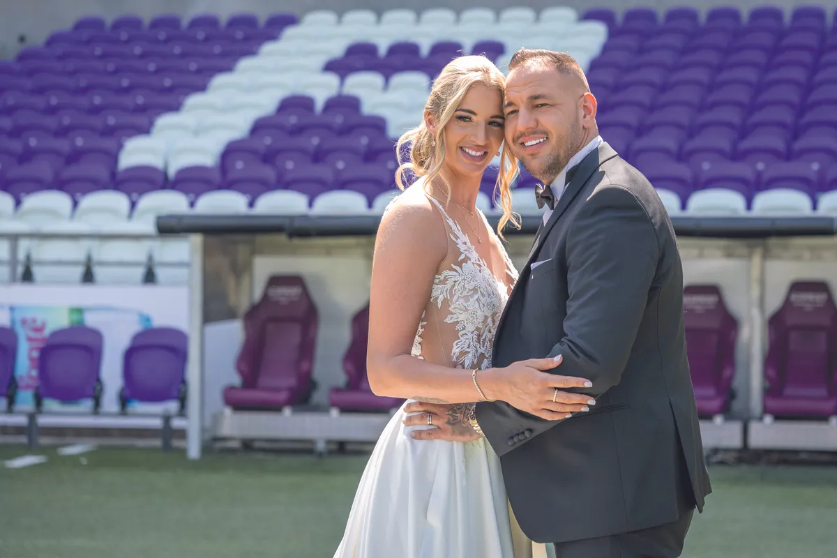 HOT FELTÖLTÉSEK
Széki Attila Curtis és Széki Barnai Judit Eszter - Peti
Peter Srámek - Niki
Emilio - Adrián
Kucsera Gábor - Ági