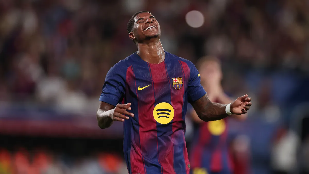 FC Barcelona v Como