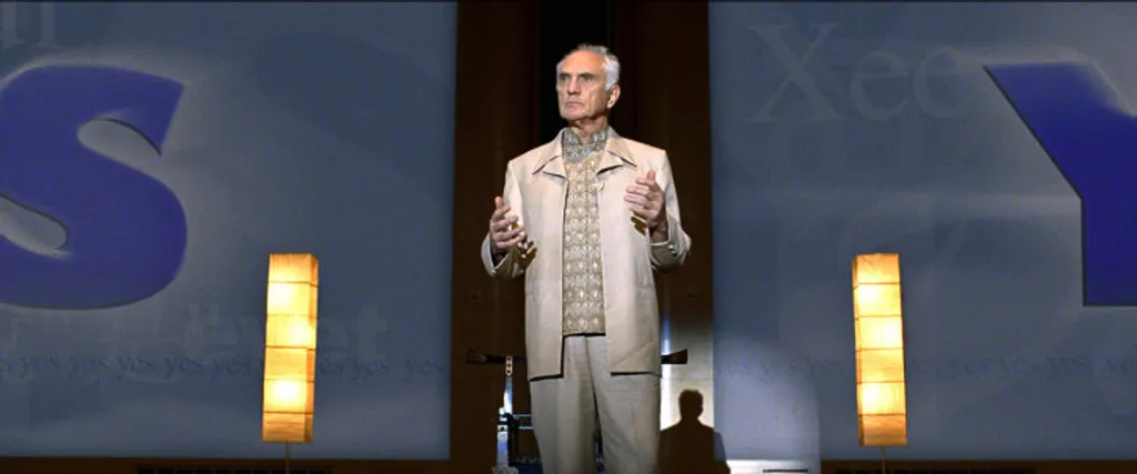Terrence (TERENCE STAMP) greets the participants at the Yes seminar in Warner Bros. Pictures' and Village Roadshow's comedy "Yes Man." The film stars Jim Carrey and is distributed by Warner Bros. Pictures.
PHOTOGRAPHS TO BE USED SOLELY FOR ADVERTISING, PR