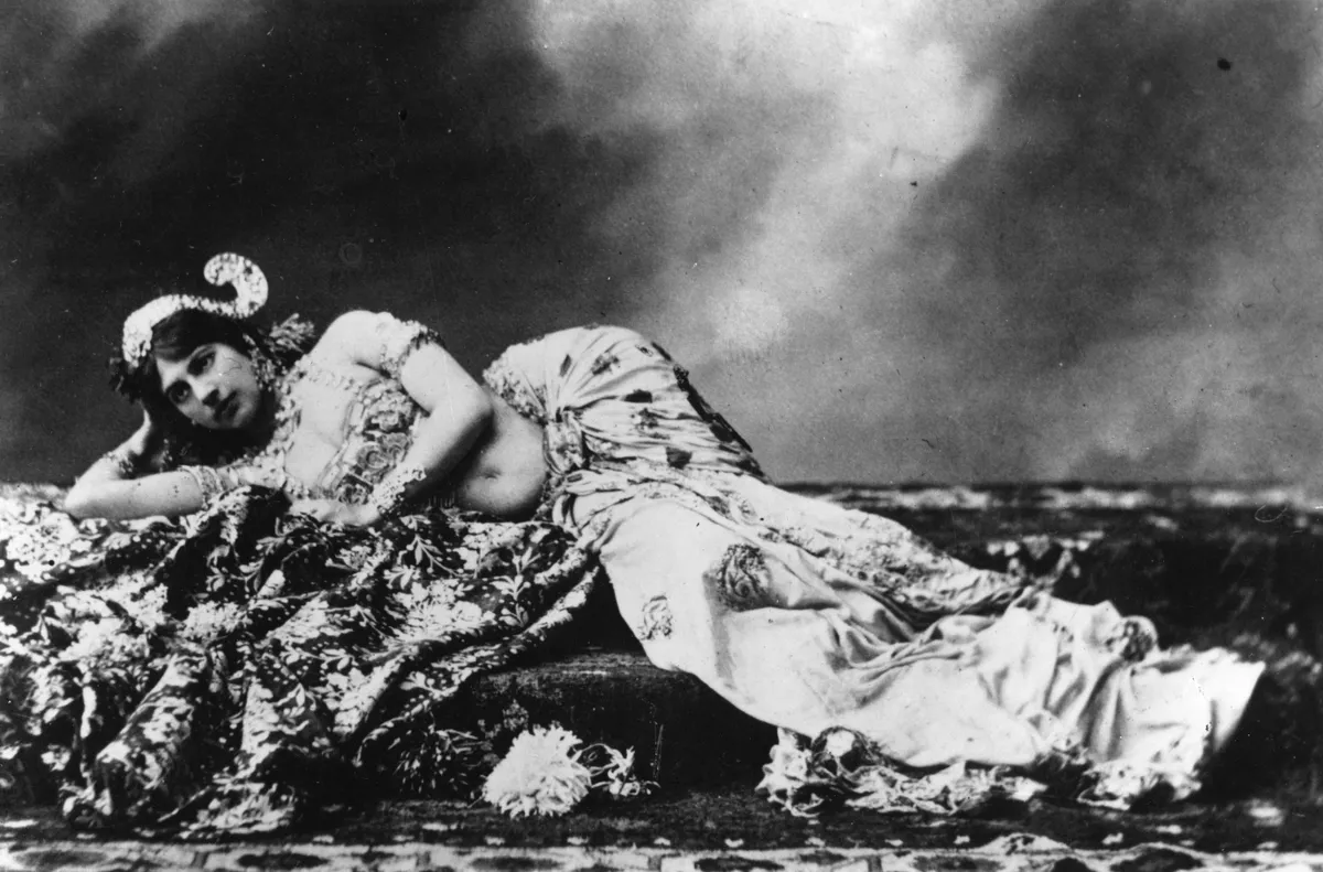 Mata Hari, kurtizán, kémnő, legenda, régi fotó