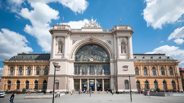 Utasok figyelem: bezár a Keleti pályaudvar!