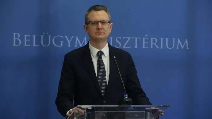 A Tisza úgy táncol, ahogy Brüsszelben fütyülnek