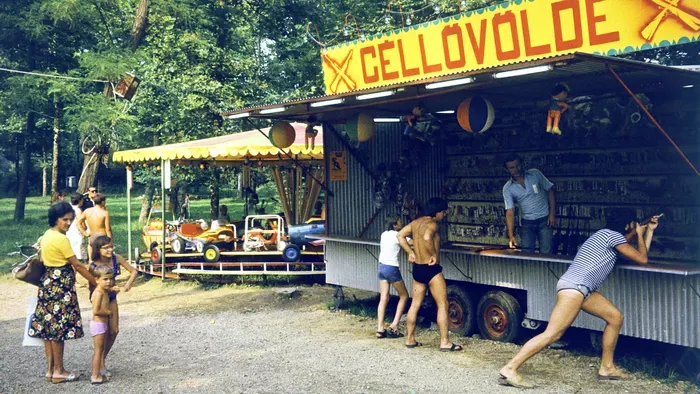 Különleges fotókon a Budapesti Vidám Park