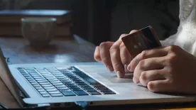 A netes felnőttfilm fogyasztókat támadják a csalók