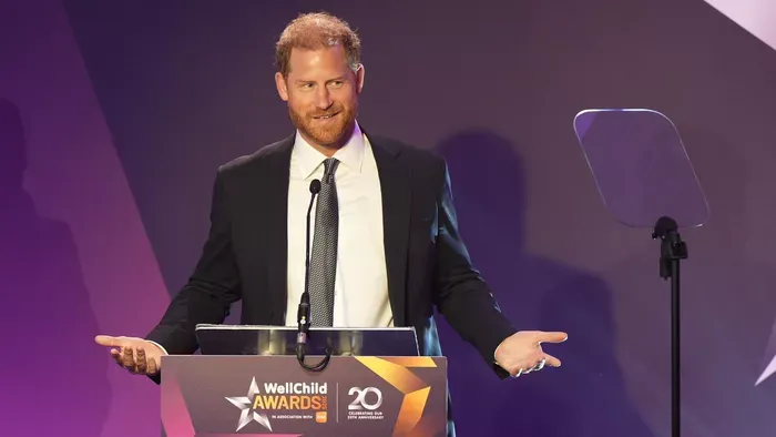 Harry elutazott, Meghan Markle így is követi minden lépését