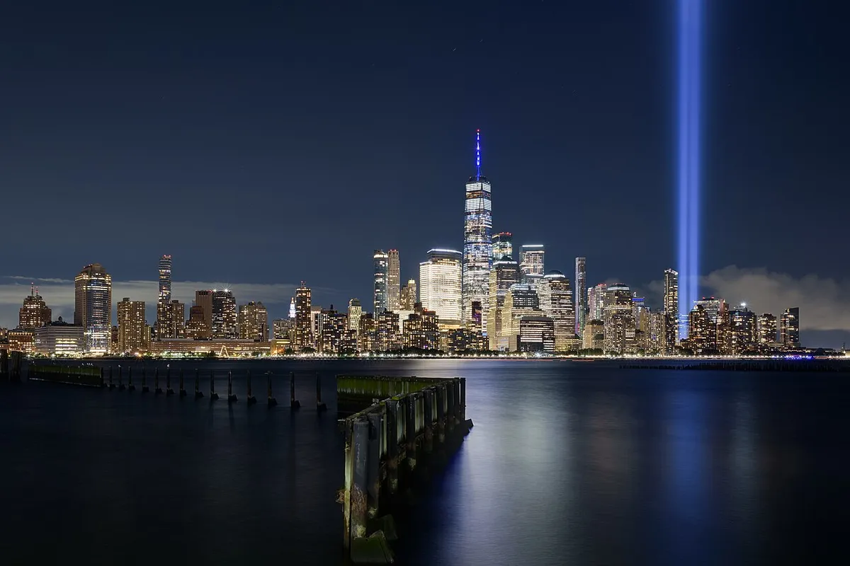 szeptember 11-i terrortámadás, Manhattan, New York, Tribute in Light fénynyaláb