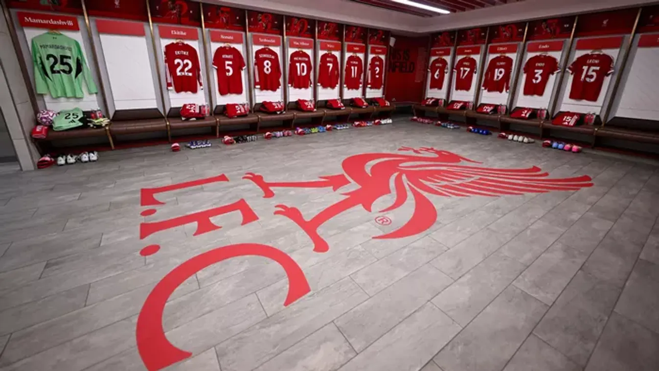 Szoboszlai Dominik csapattársát kitiltották a Liverpool öltözőjéből