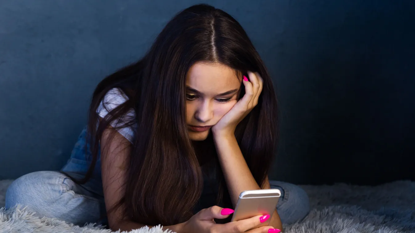 Döbbenetes kapcsolatot mutattak ki a gyerekkori traumák, az ADHD és a közösségi média használat között