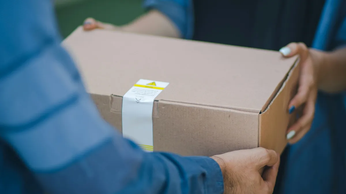 A december 19-ig belföldön postára adott csomagok érkezhetnek meg karácsonyig