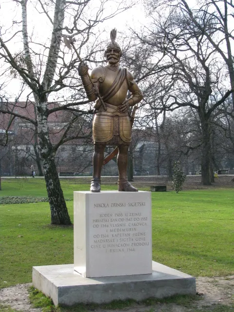 Zrinyi Miklós szobra Csáktornyán