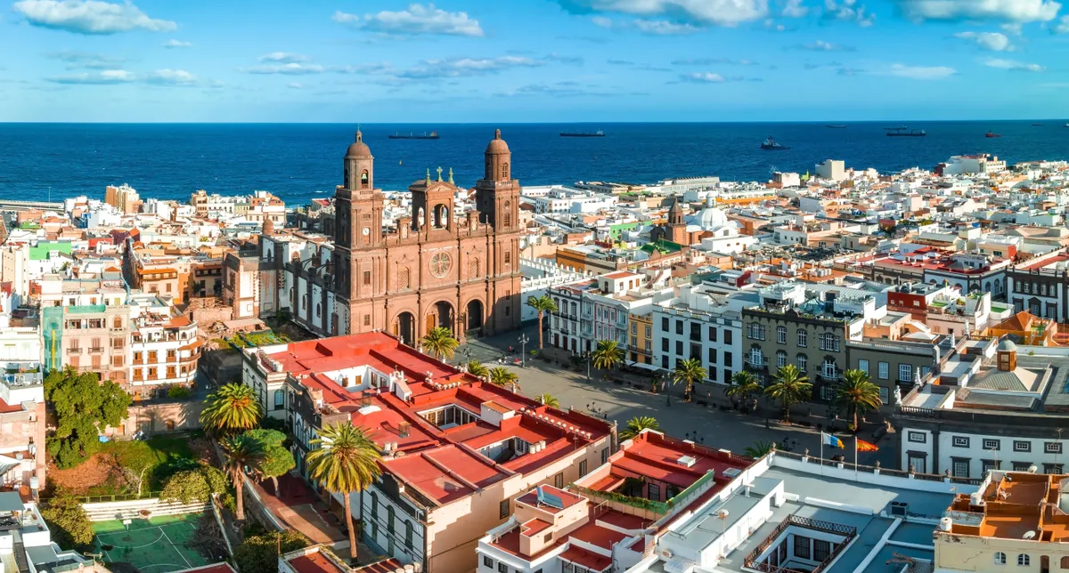 Kanári-szigetek, Gran Canaria fővárosa, Las Palmas városképe