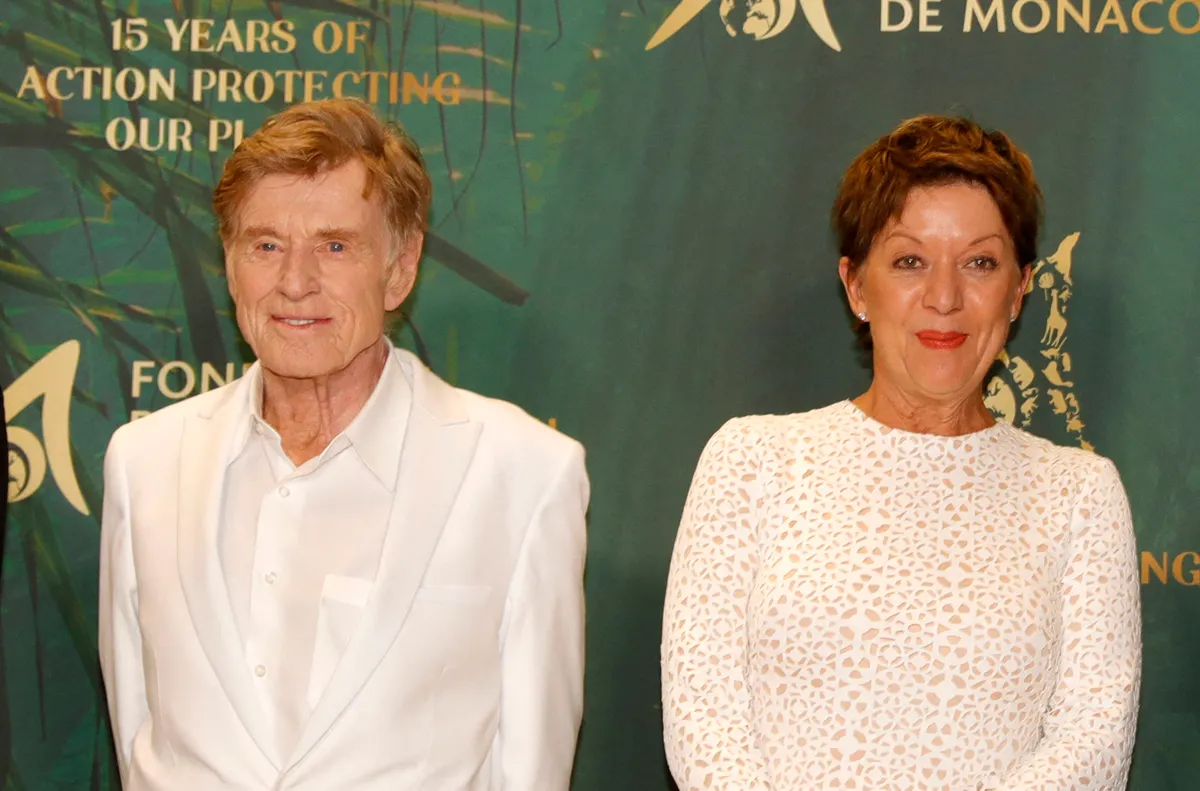 Robert Redford második feleségével, Sibylle Szaggarssal (Fotó: Claudia Albuquerque / Bestimage)