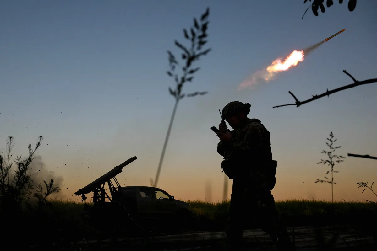 Artillery crew of Rifle Battalion special unit on a combat mission
