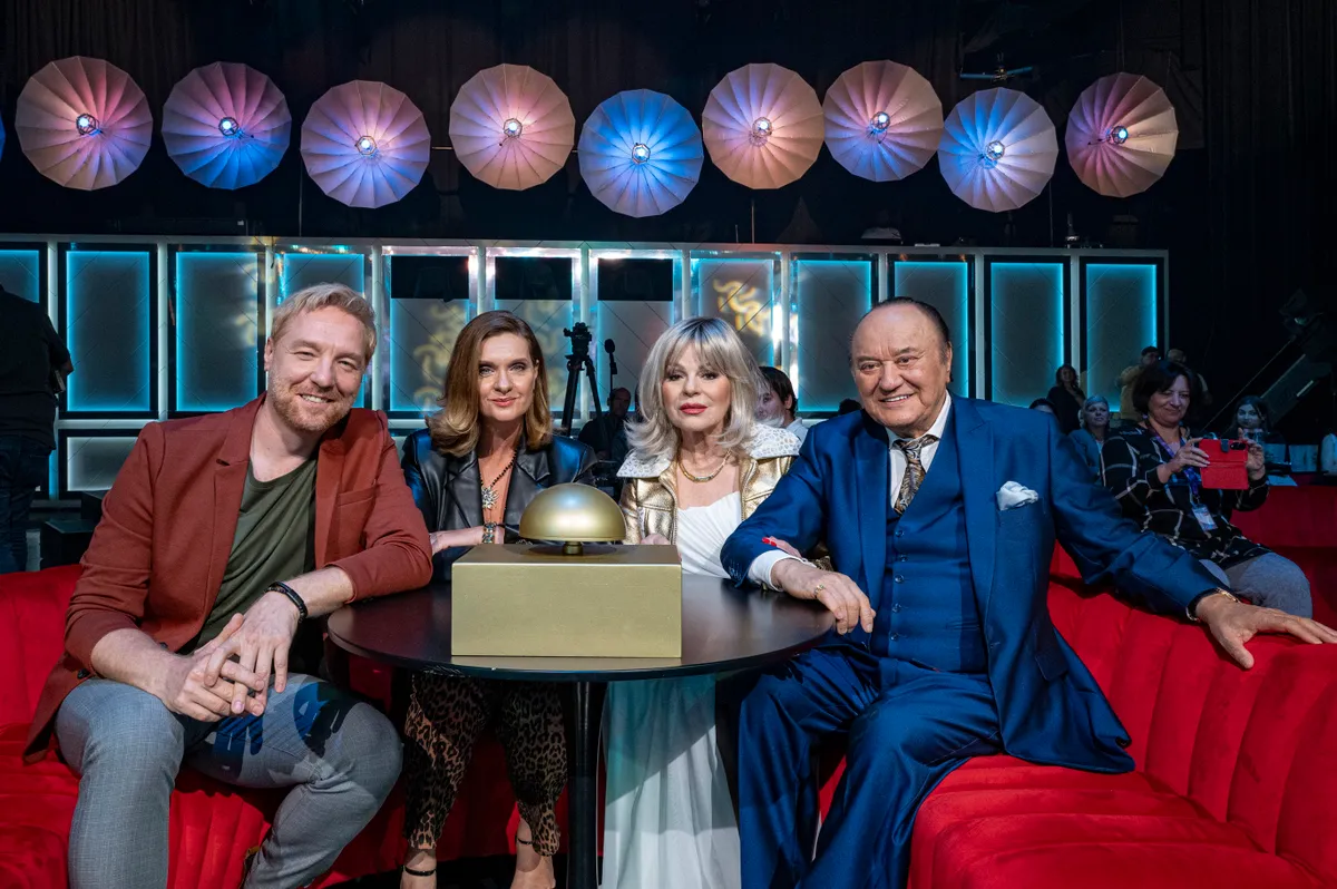 JANZA Kata; JÁSZAI Mari; KORDA György; BERECZKI Zoltán; BALÁZS Klári