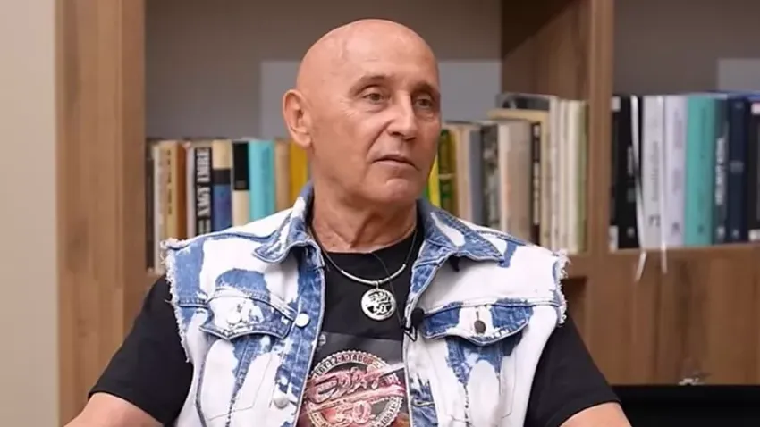 Nem akárkit találtunk a DPK kulisszái mögött Patakyval