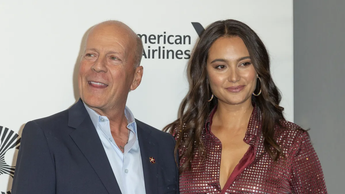 Demi Moore támogatja Bruce Willis feleségét. 