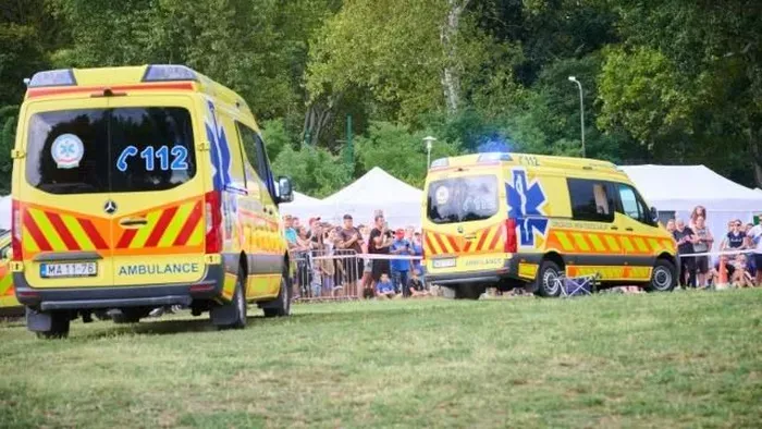 Rázuhant a focikapu, hatéves kisfiú életéért küzdenek